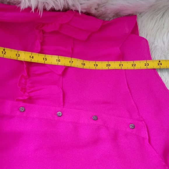 Nicole Miller Pink Button Up Sleeveless Blouse Size M - Picture 13 of 13